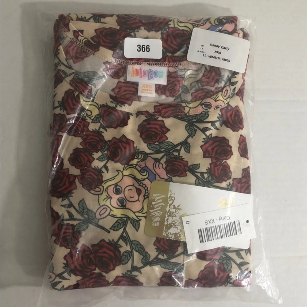 Lularoe miss piggy Carly